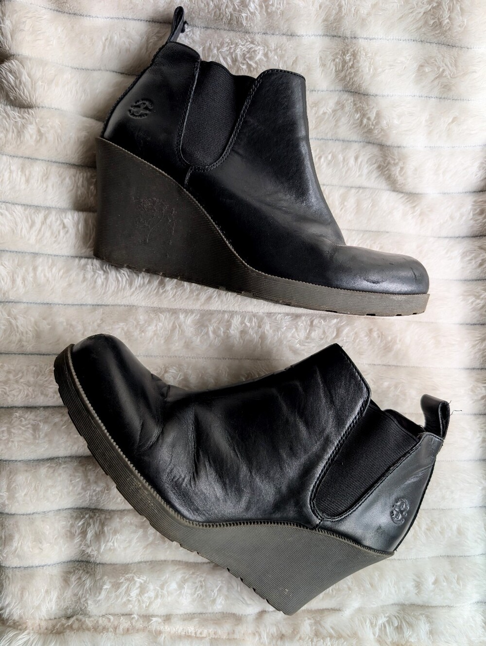 Dr. Martens Wedge Ankle Boots Size 9